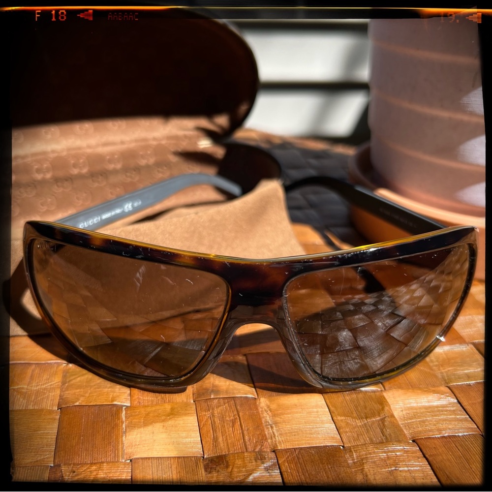 GUCCI Brown Lenses Rectangular Tortoise Sunglasses